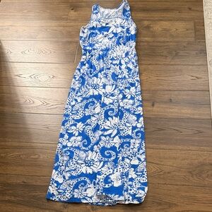 EUC Lilly Pulitzer Blue and White Floral Maxi Dress Size Medium